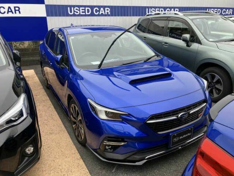 SUBARU　LEVORG