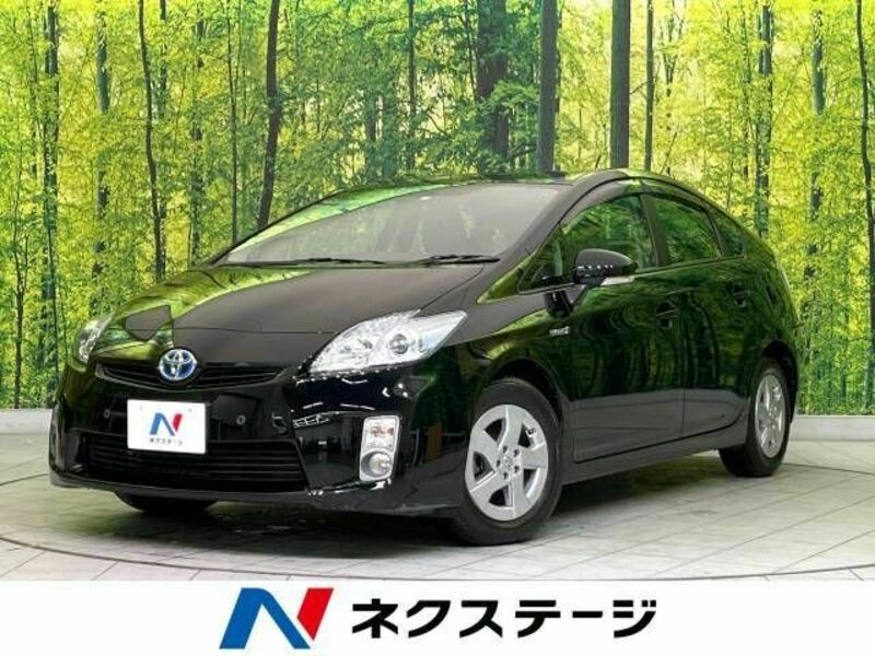 TOYOTA　PRIUS