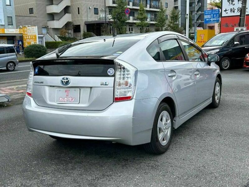 PRIUS-5