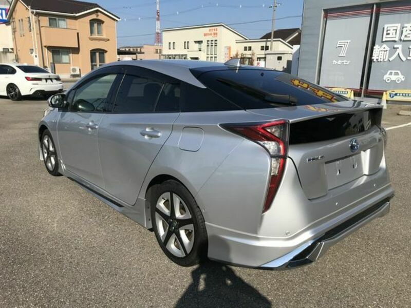 PRIUS-7