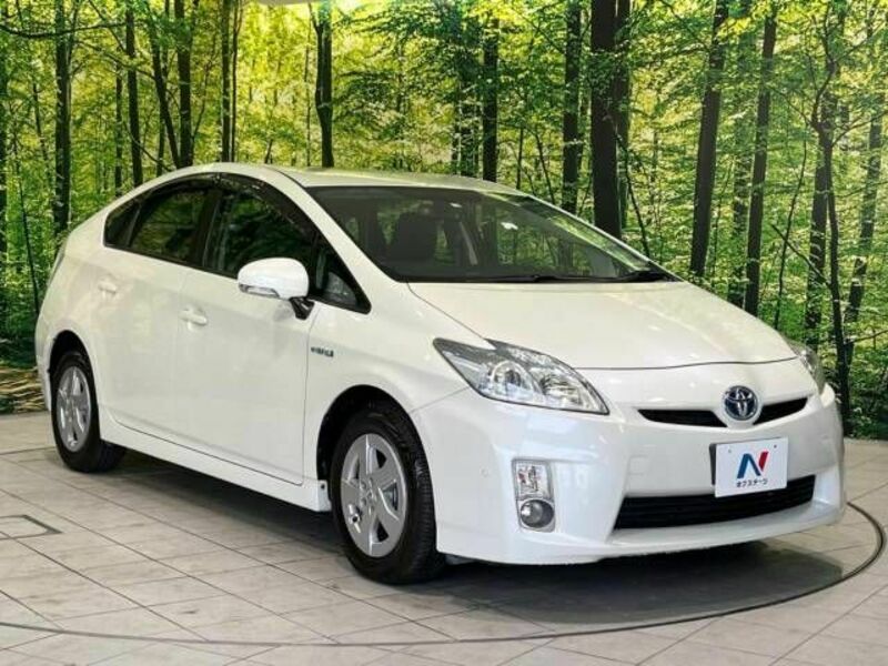 PRIUS-16