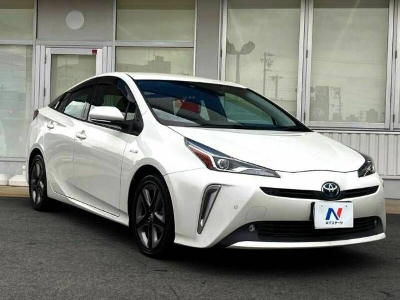 PRIUS-16