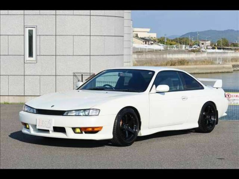 NISSAN　SILVIA