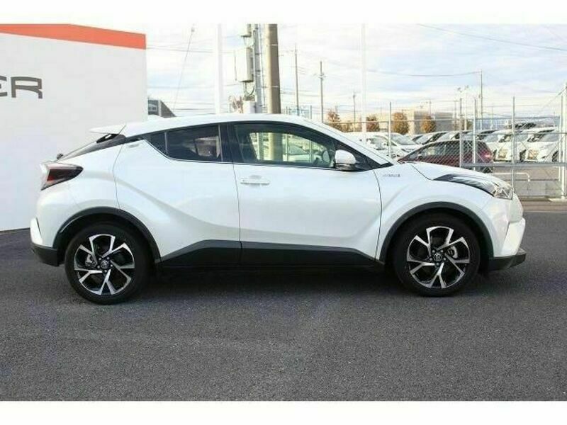 C-HR-7