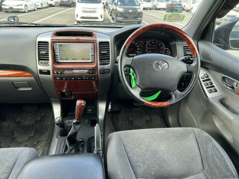 LAND CRUISER PRADO-4