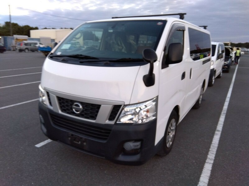 NISSAN　NV CARAVAN