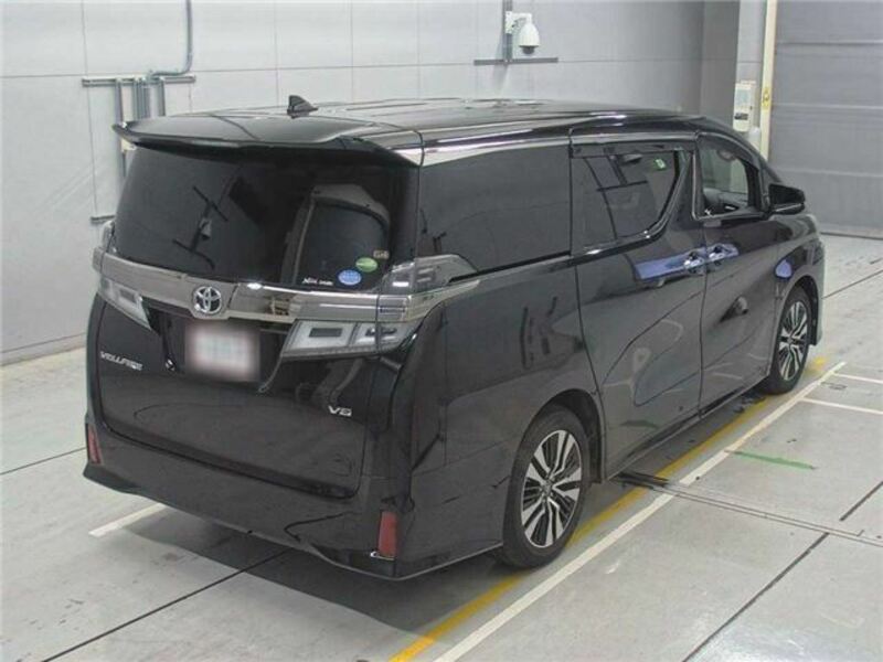 VELLFIRE-1