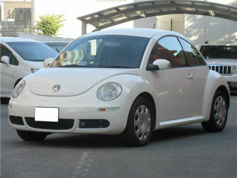 VOLKSWAGEN　NEW BEETLE