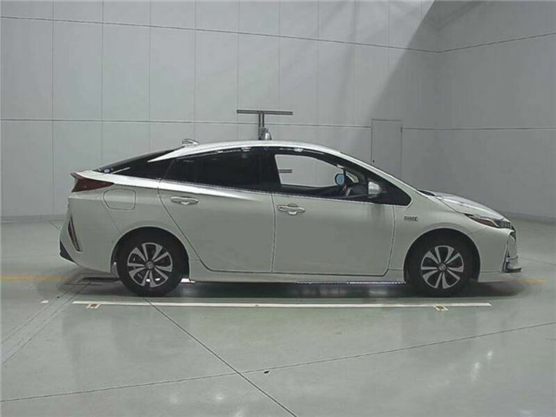 PRIUS PHV-2