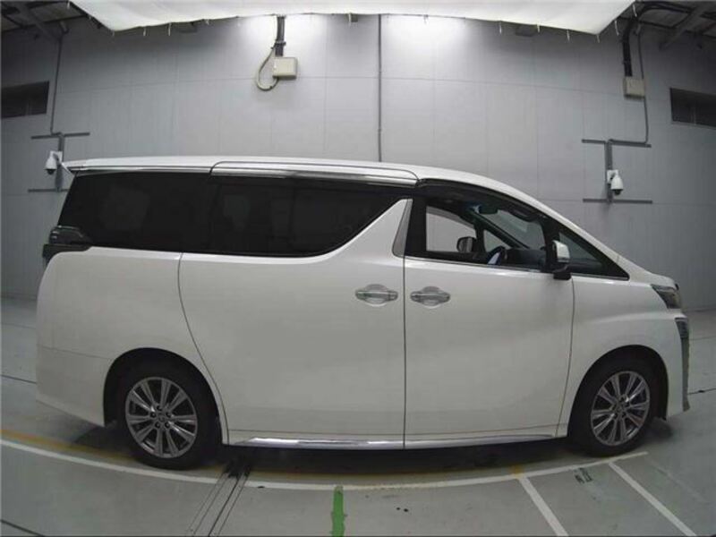 VELLFIRE-2