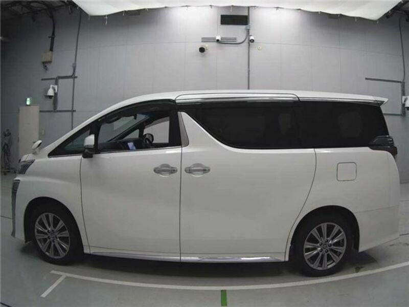 VELLFIRE-3