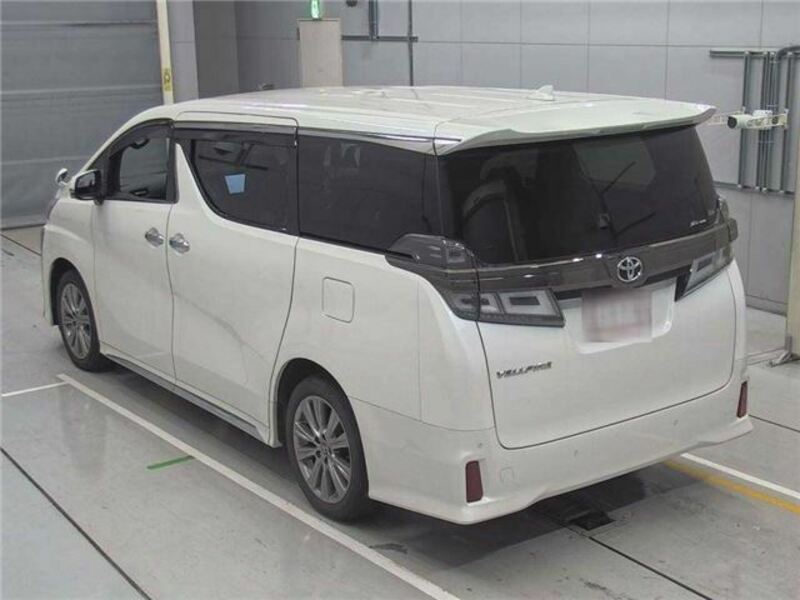 VELLFIRE-5