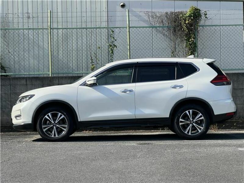 X-TRAIL-38