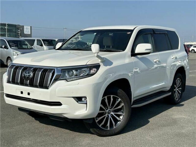 TOYOTA　LAND CRUISER PRADO