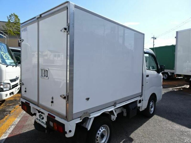 HIJET TRUCK-1