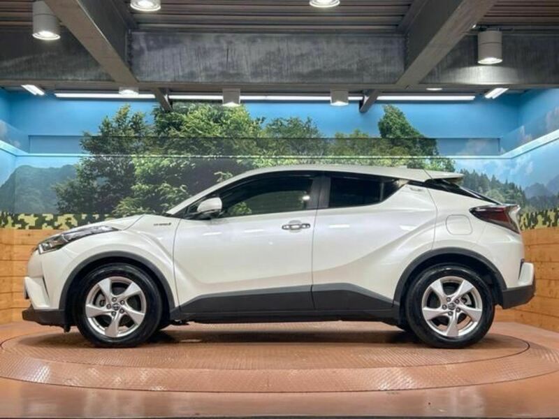 C-HR-7