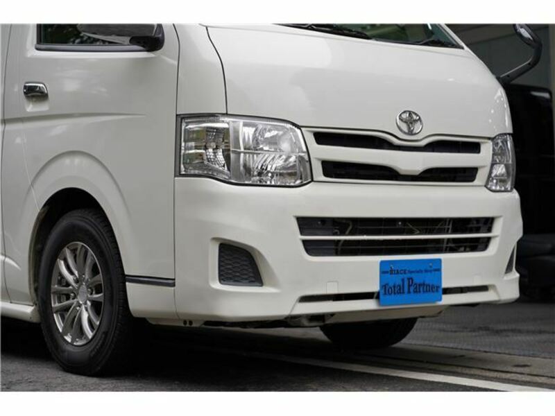 HIACE VAN-8