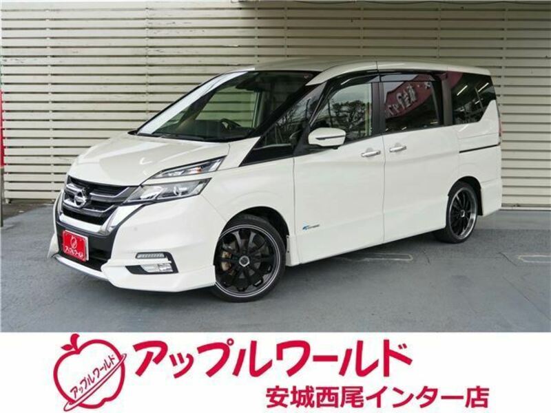 NISSAN　SERENA