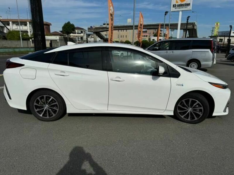 PRIUS PHV-5