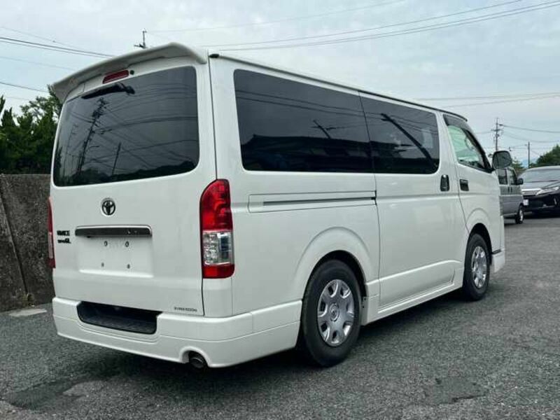 HIACE VAN-7