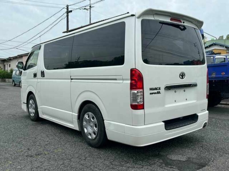 HIACE VAN-8