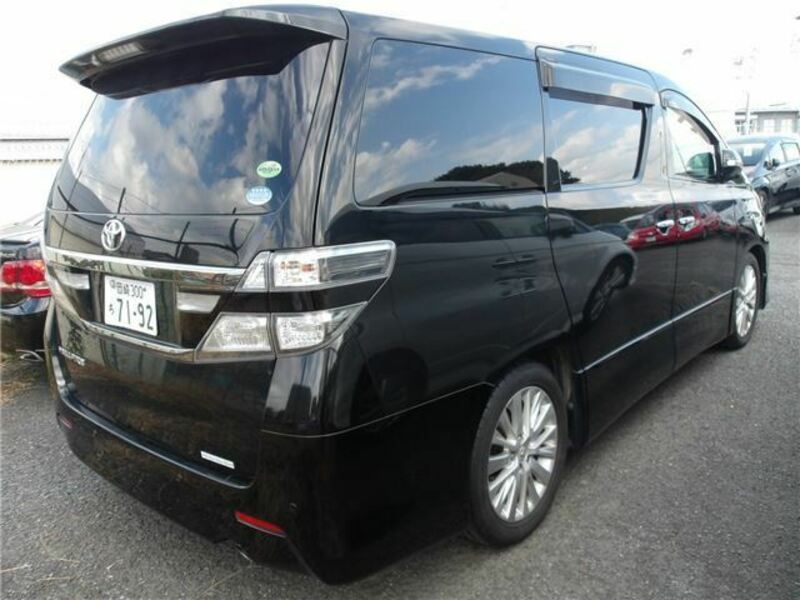 VELLFIRE-1