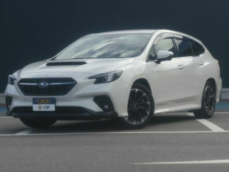 SUBARU　LEVORG