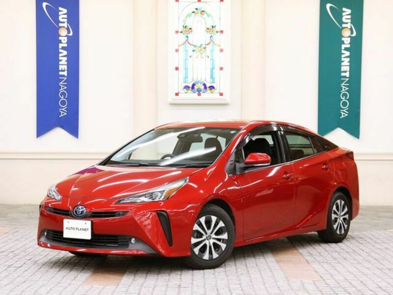 TOYOTA　PRIUS