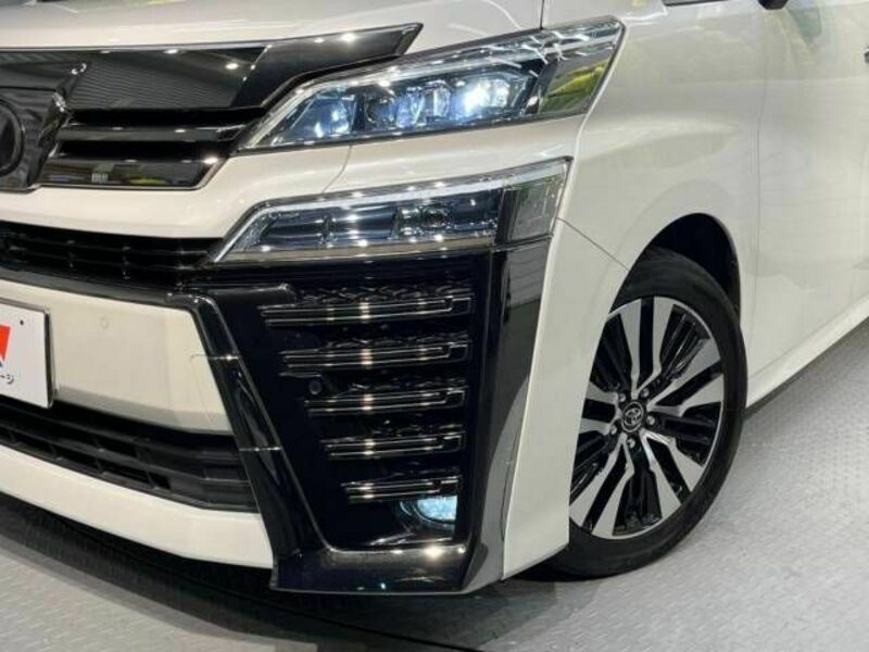 VELLFIRE-13