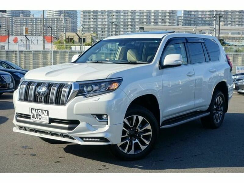 TOYOTA　LAND CRUISER PRADO