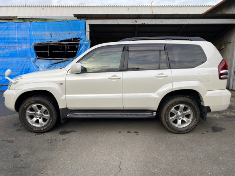 LAND CRUISER PRADO-18