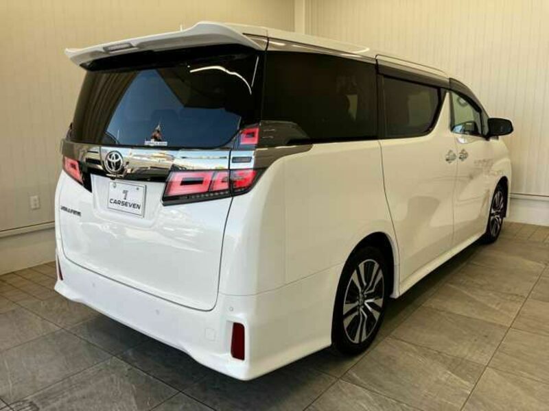 VELLFIRE-2