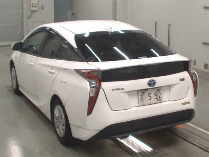 PRIUS-5