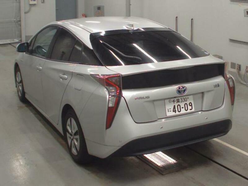 PRIUS-5