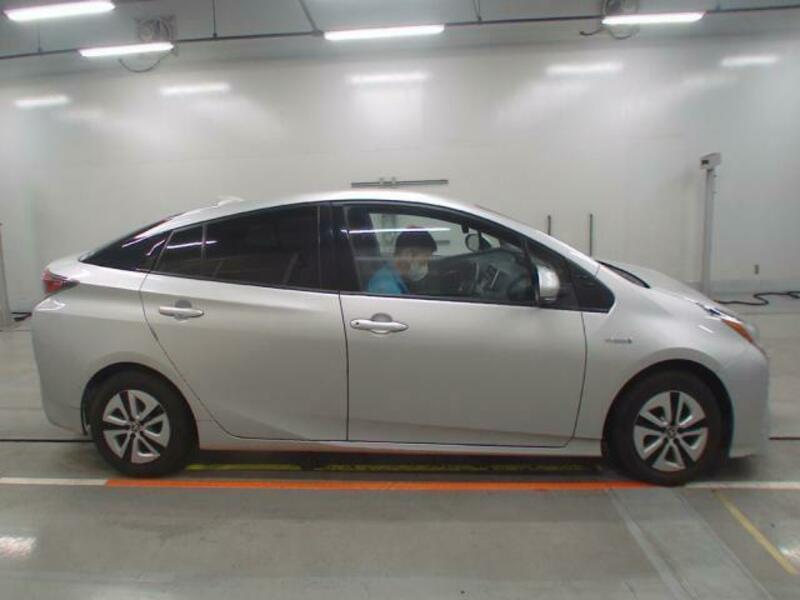 PRIUS-2