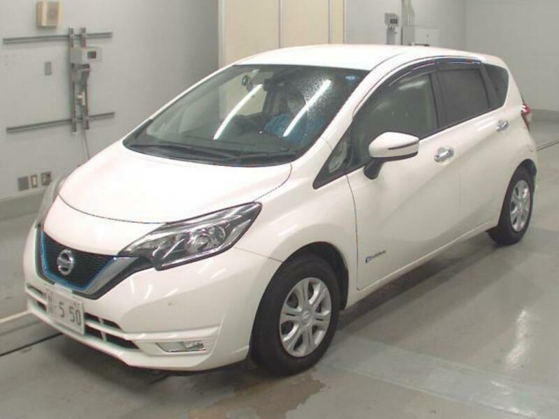 NISSAN　NOTE