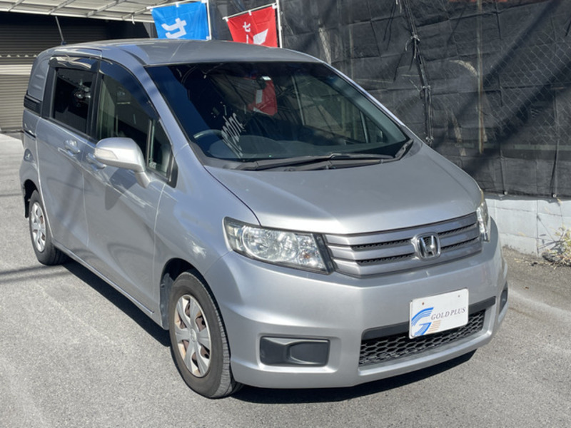 HONDA　FREED SPIKE