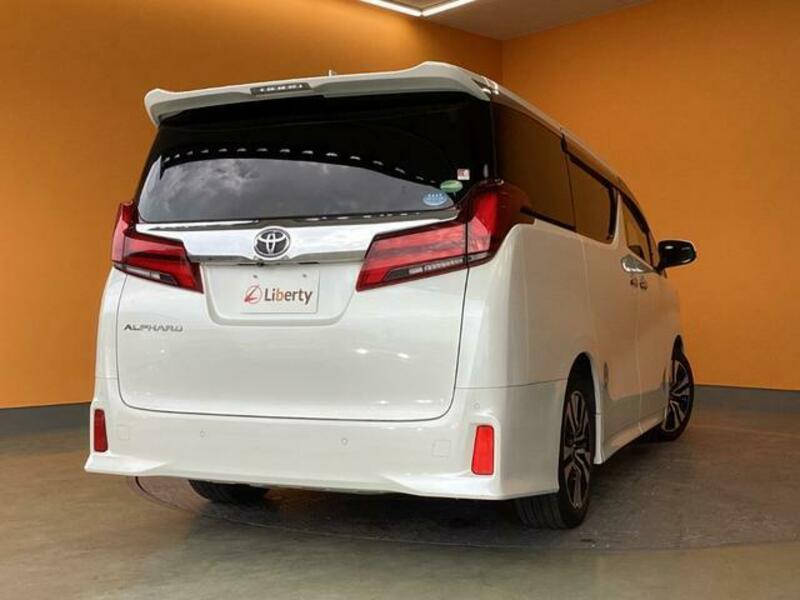 ALPHARD-12