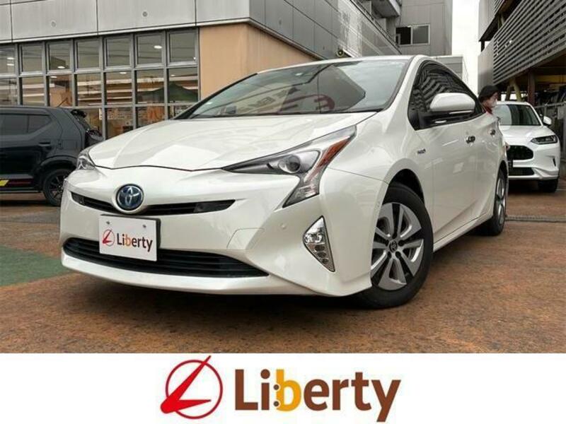 TOYOTA　PRIUS