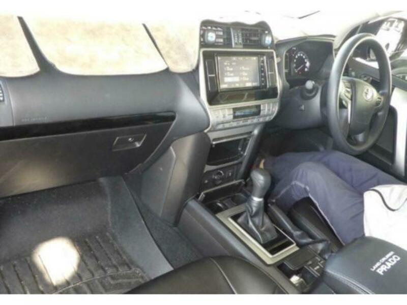 LAND CRUISER PRADO-2