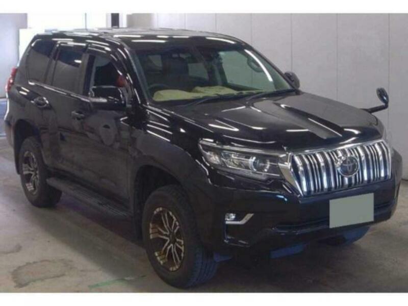 TOYOTA　LAND CRUISER PRADO