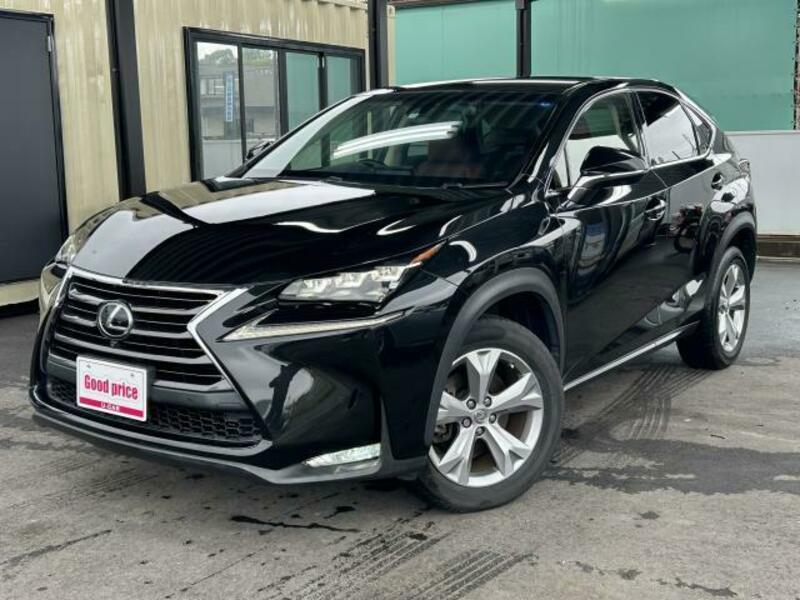 LEXUS　NX