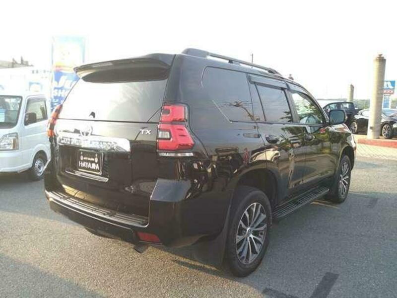 LAND CRUISER PRADO-1