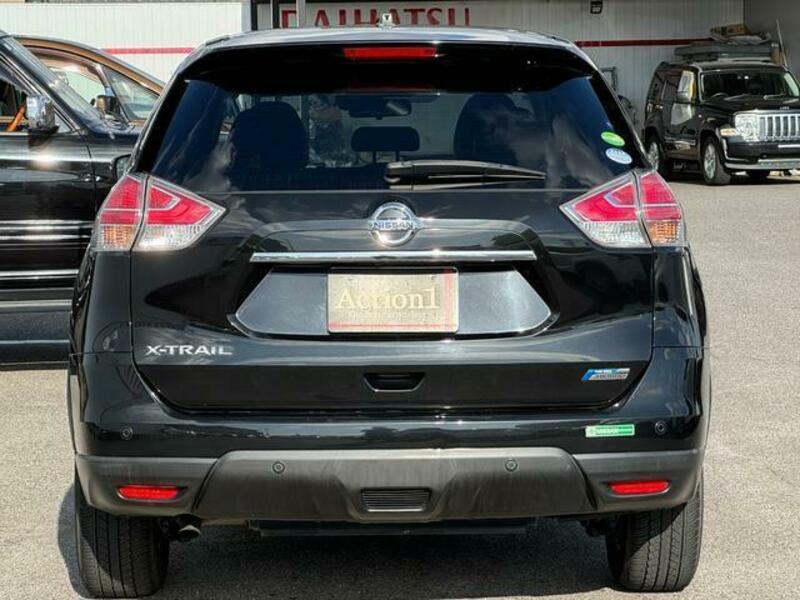 X-TRAIL-18