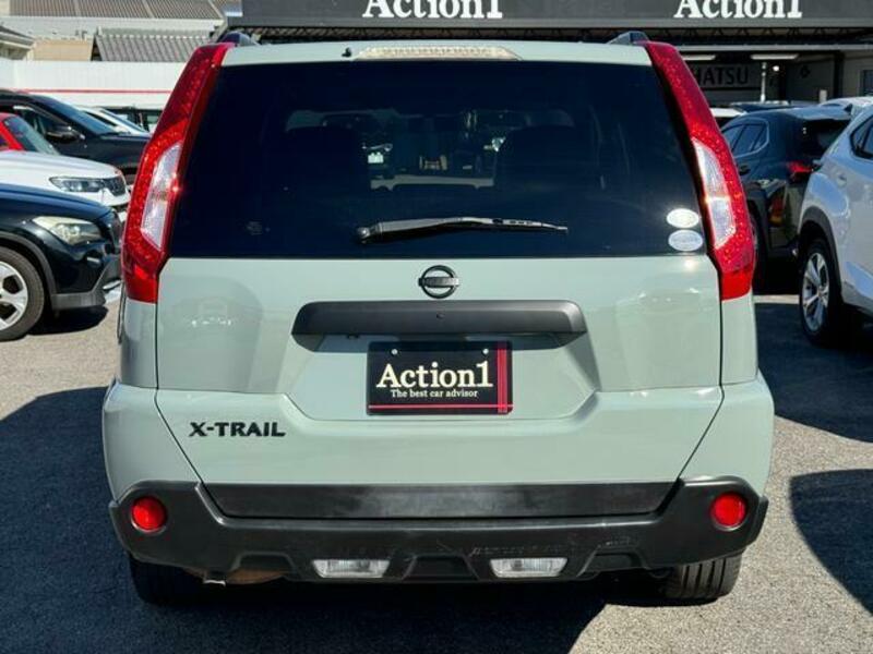 X-TRAIL