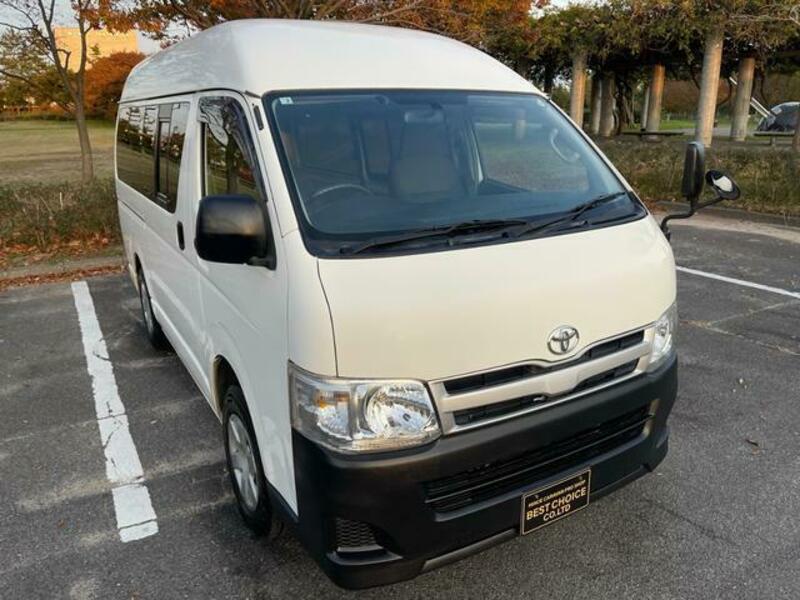 HIACE VAN-8