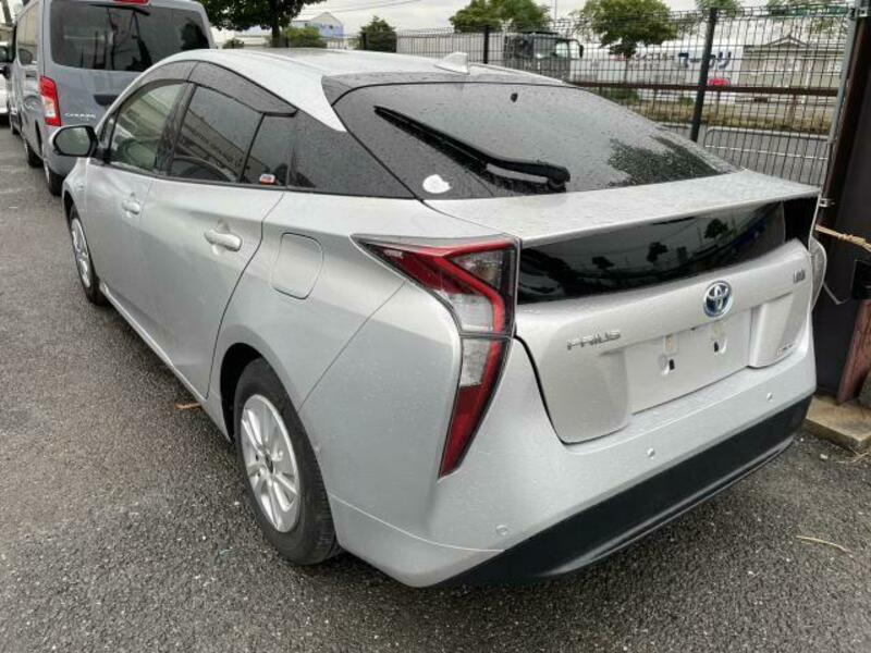 PRIUS-3