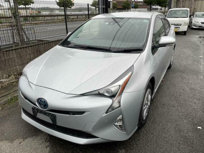 PRIUS-10