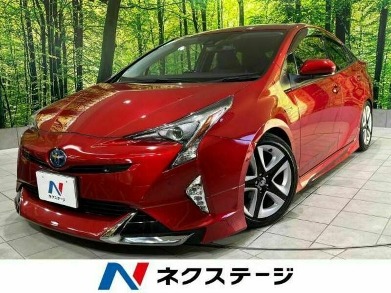 TOYOTA　PRIUS