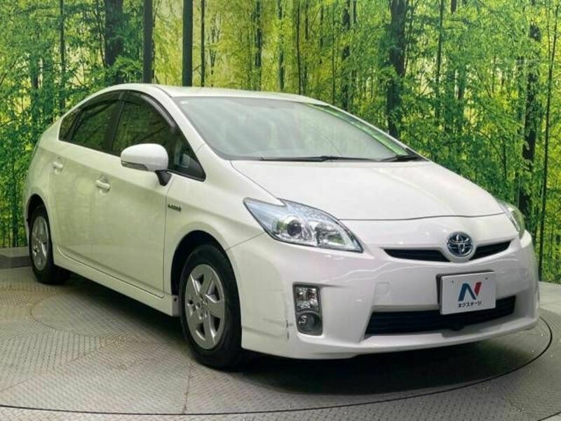 PRIUS-16